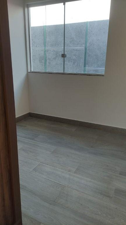 Casa, Shalimar, 3 Quartos, 0 Vaga