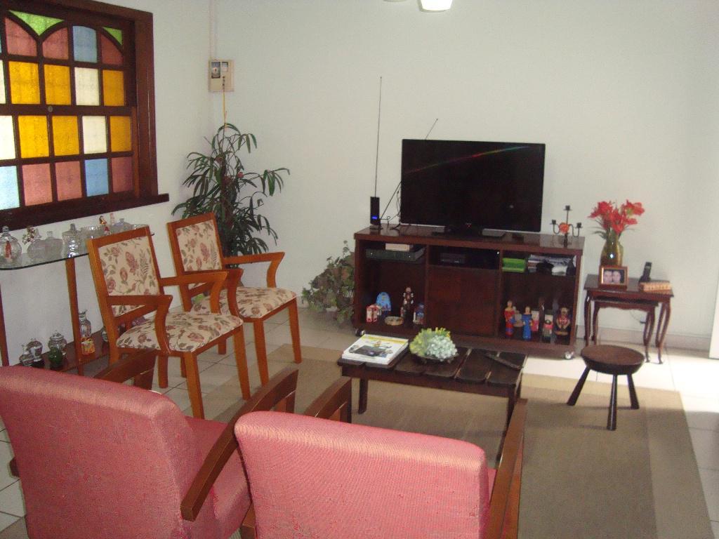 Casa, Anchieta, 3 Quartos, 4 Vagas, 1 Suíte