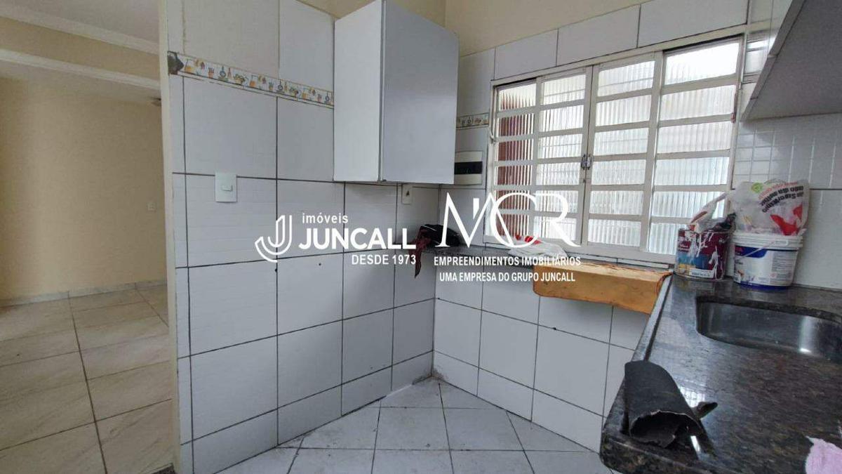 Casa, Jardim Vitória, 2 Quartos, 1 Vaga