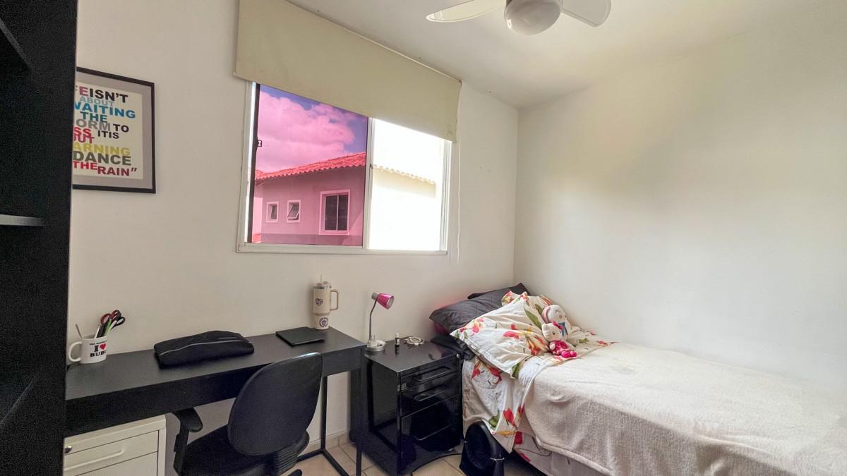 Casa, Castelo, 2 Quartos, 2 Vagas