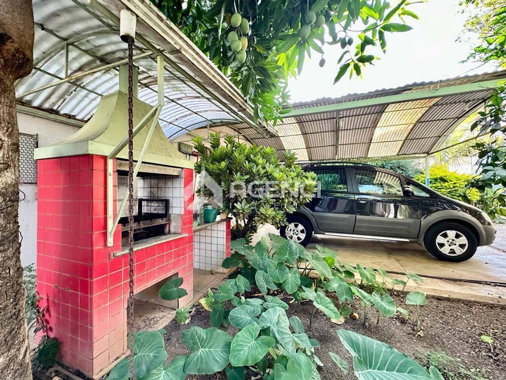 Casa, Camargos, 2 Quartos, 0 Vaga, 1 Suíte