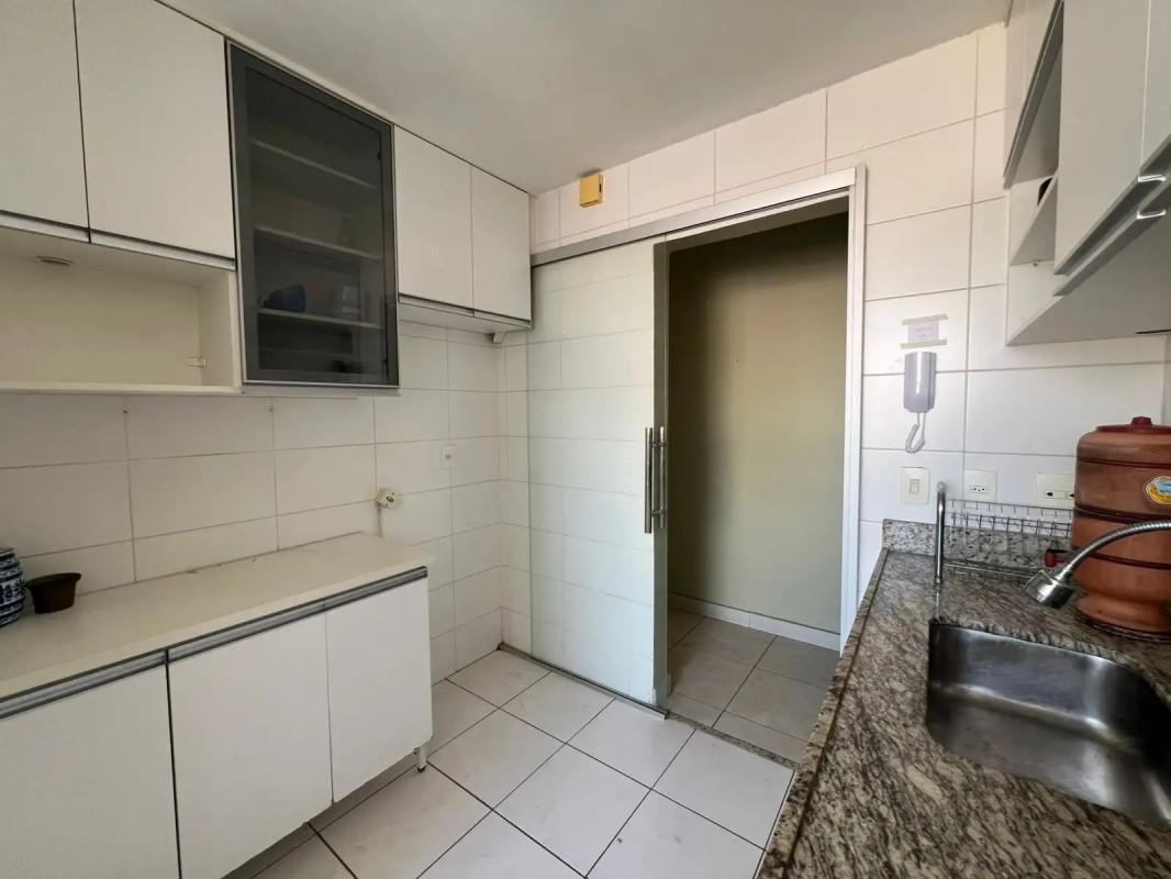 Apartamento, Floresta, 3 Quartos, 2 Vagas, 1 Suíte