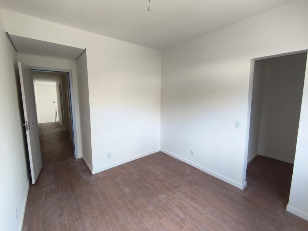 Casa, Jardim Imperial, 3 Quartos, 3 Vagas, 1 Suíte