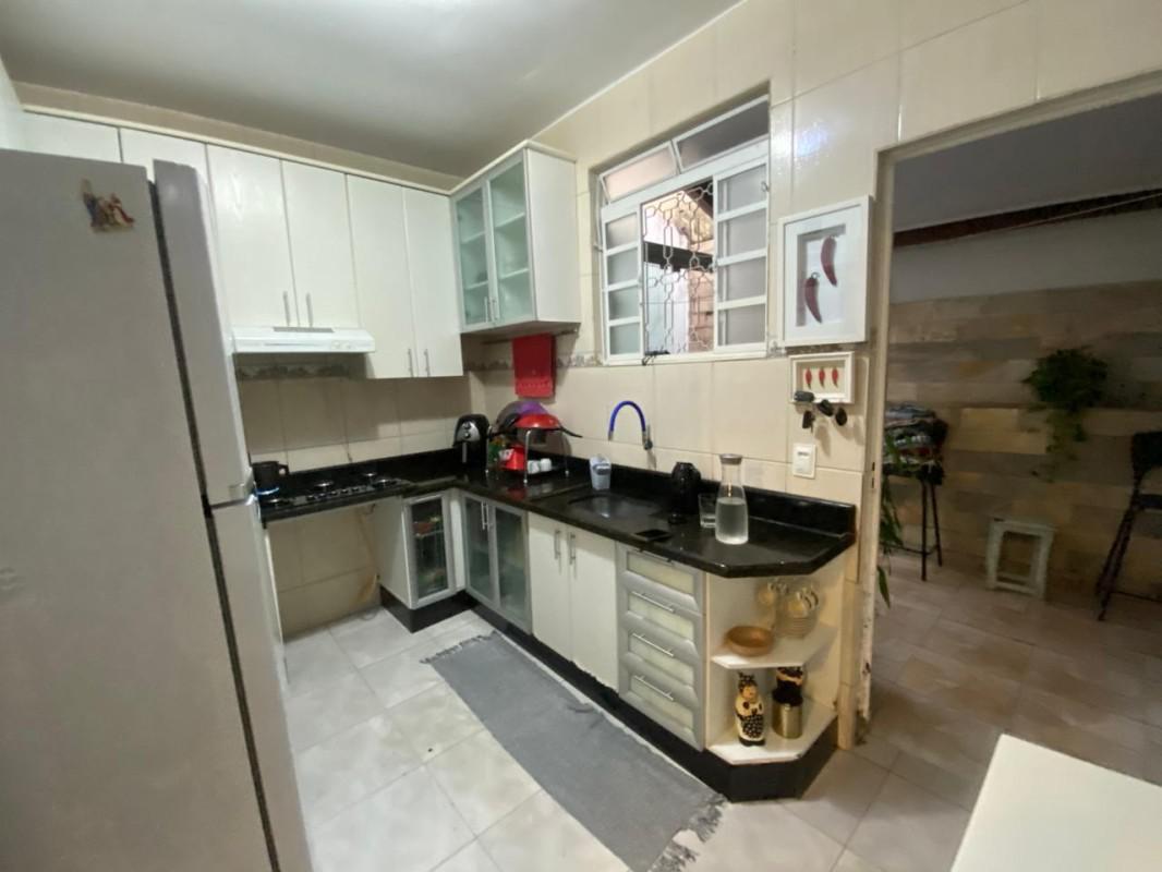 Casa, Santa Branca, 2 Quartos, 2 Vagas, 2 Suítes