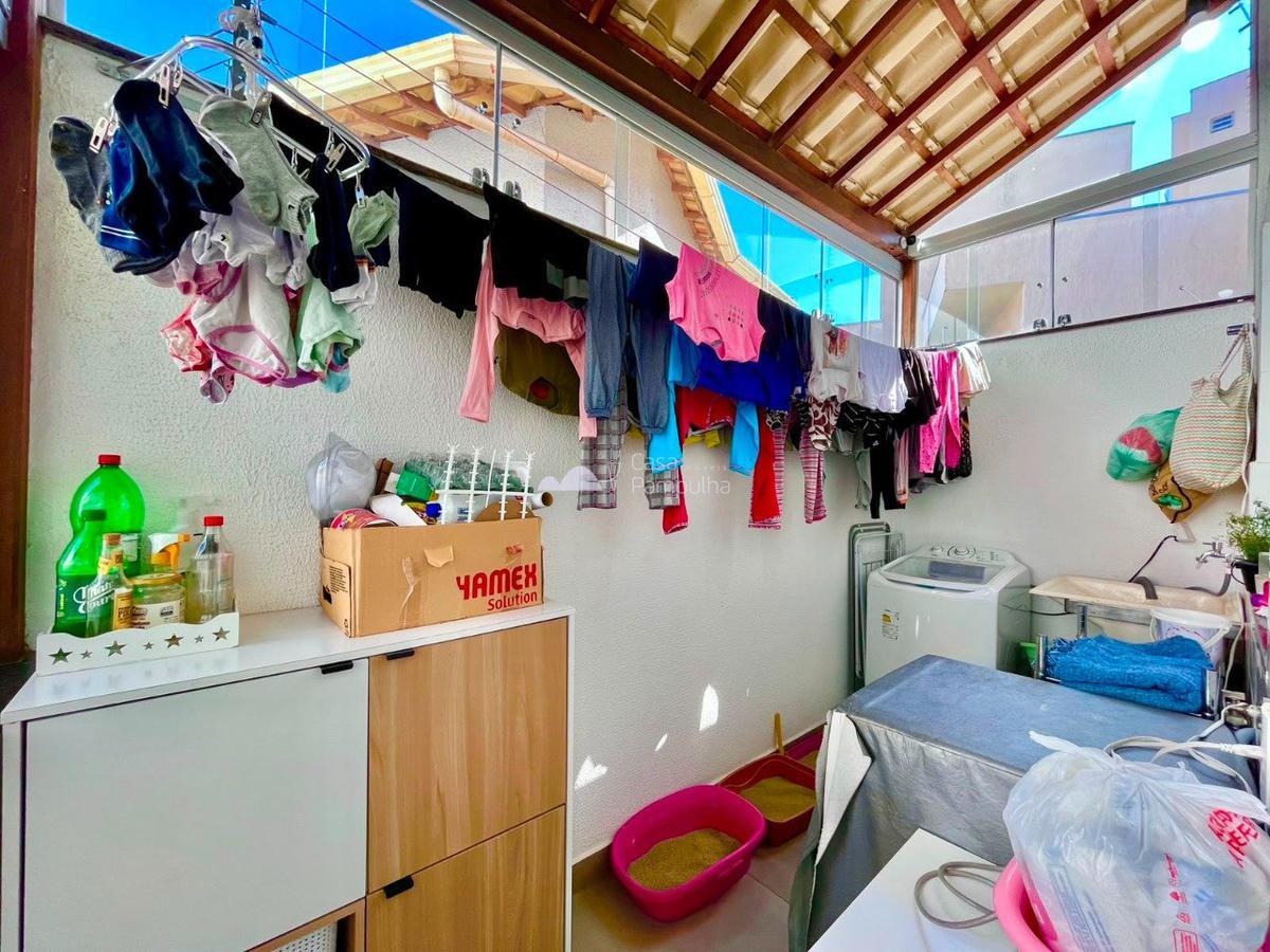Casa, Santa Mônica, 3 Quartos, 2 Vagas, 1 Suíte