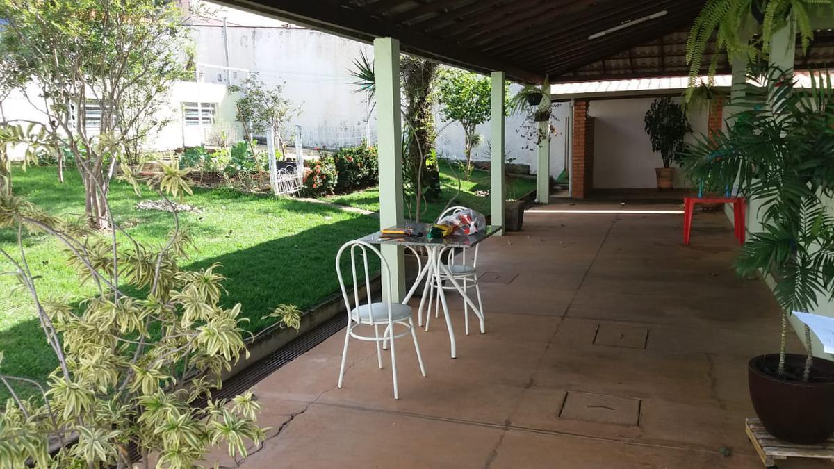 Casa, Braúnas, 6 Quartos, 4 Vagas, 2 Suítes