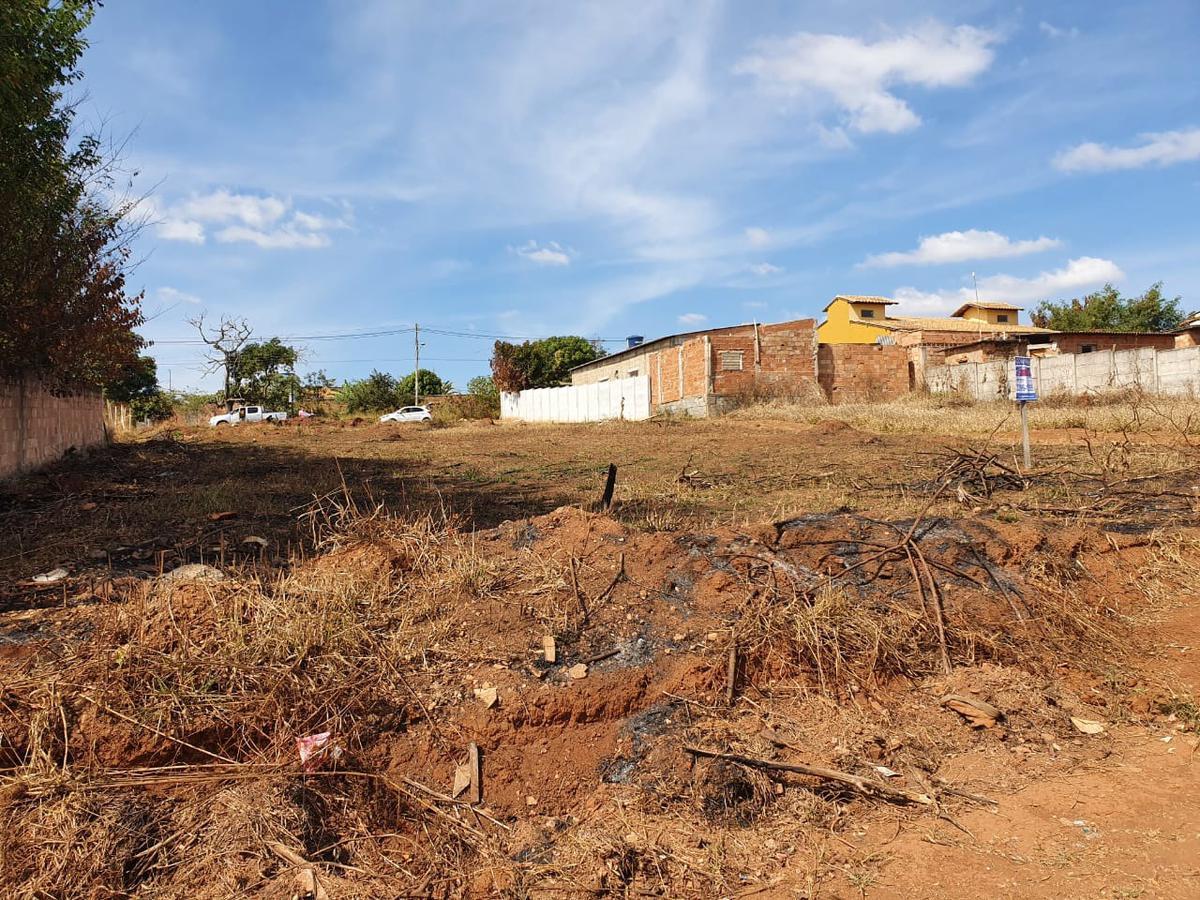 Lote, Planalto, 0 Quarto, 0 Vaga