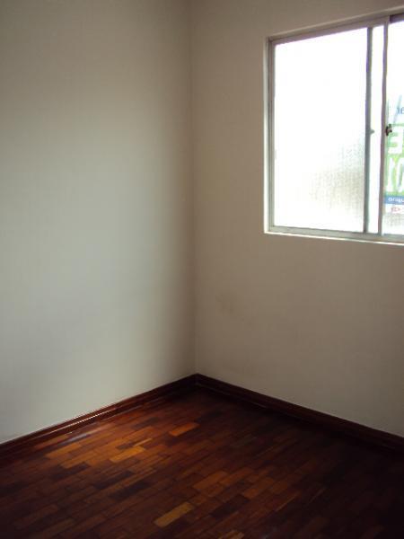 Apartamento, Estoril, 3 Quartos, 1 Vaga, 0 Suíte