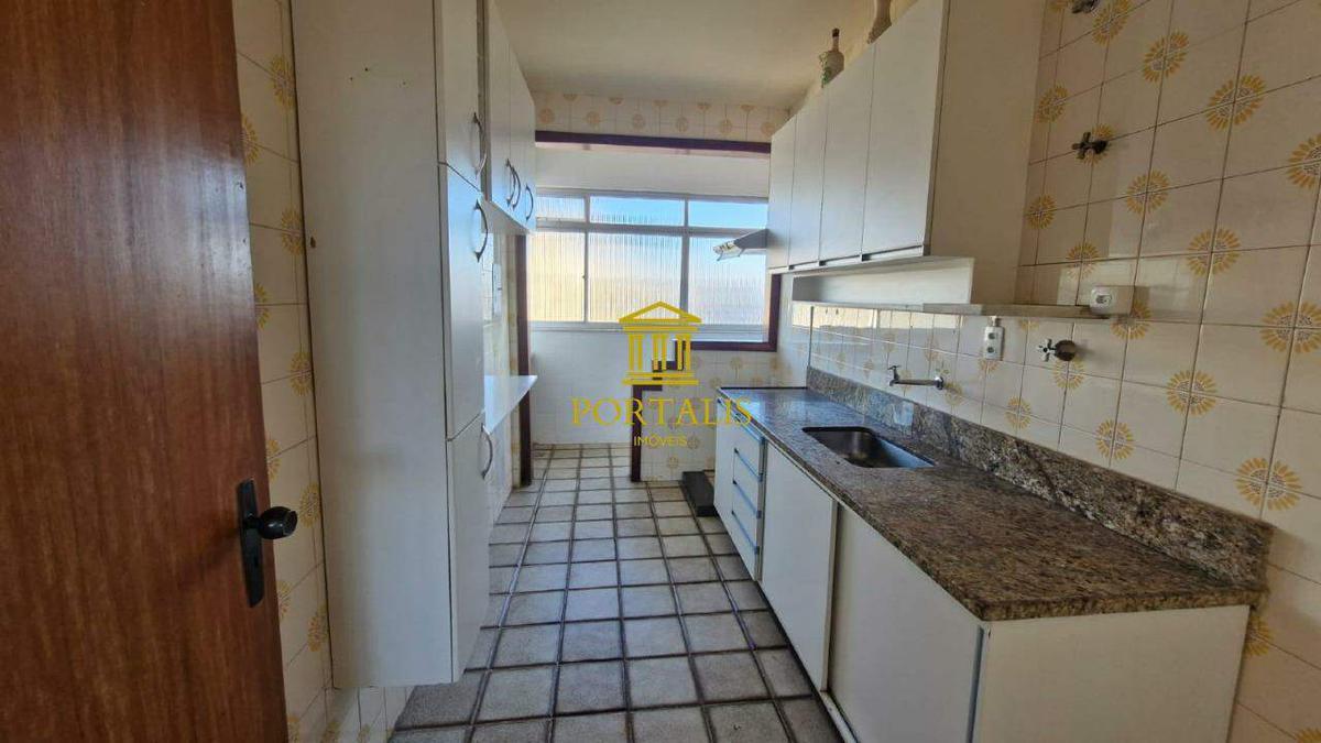 Apartamento, Sagrada Família, 2 Quartos, 1 Vaga