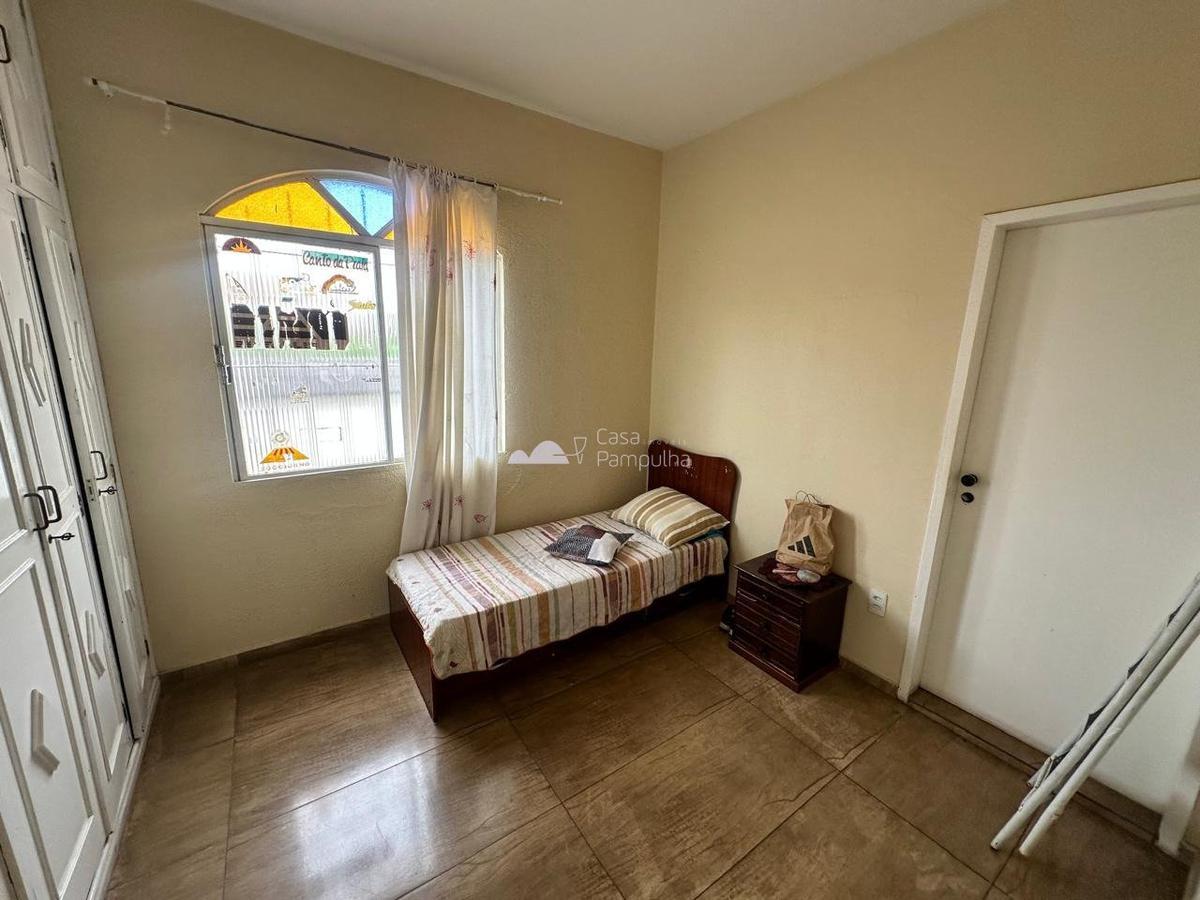 Casa, Planalto, 5 Quartos, 4 Vagas, 1 Suíte