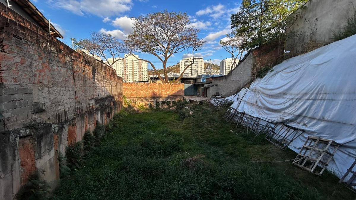 Lote, Castelo, 0 Quarto, 0 Vaga