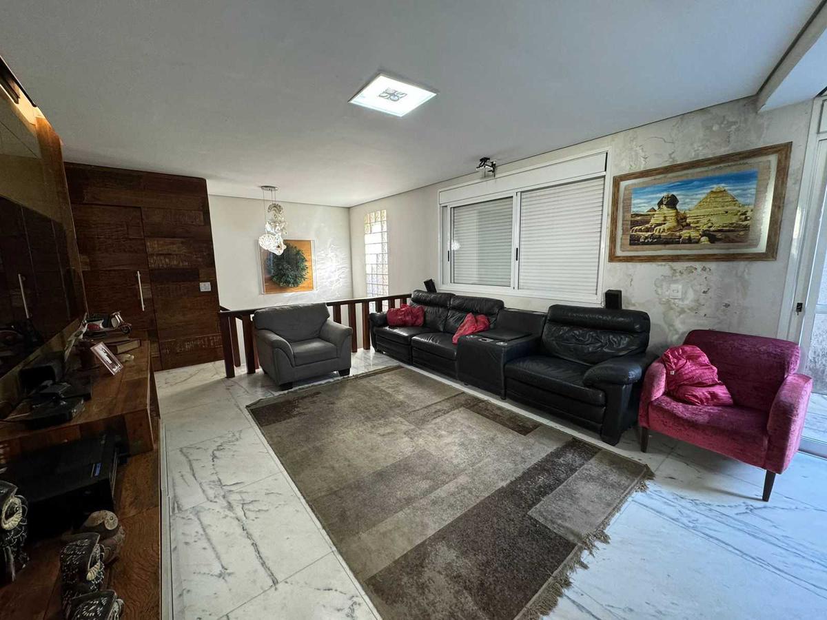 Casa, São José, 4 Quartos, 4 Vagas, 2 Suítes