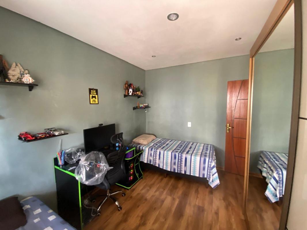 Casa, Jardim Riacho das Pedras, 3 Quartos, 2 Vagas, 1 Suíte