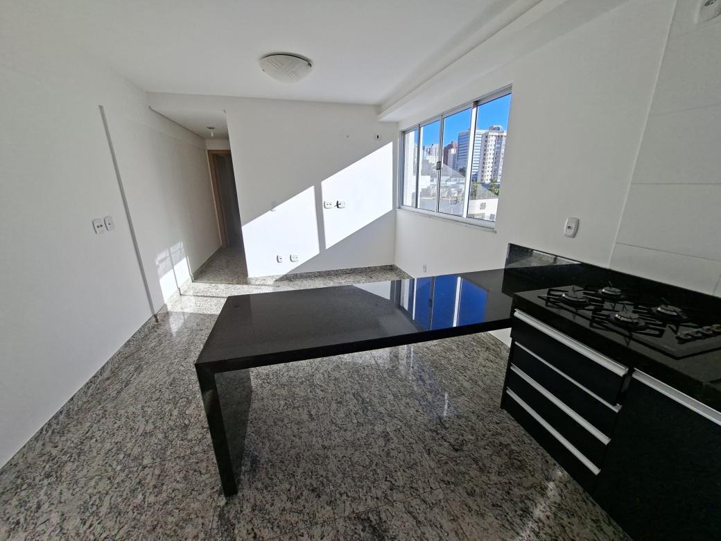 Apartamento, Funcionários, 2 Quartos, 2 Vagas, 1 Suíte