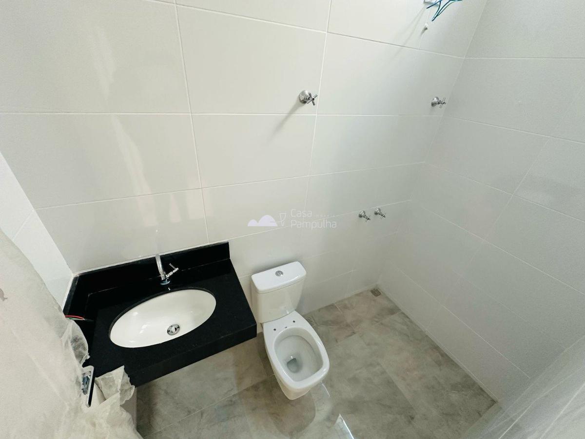 Casa, Candelária, 3 Quartos, 2 Vagas, 2 Suítes