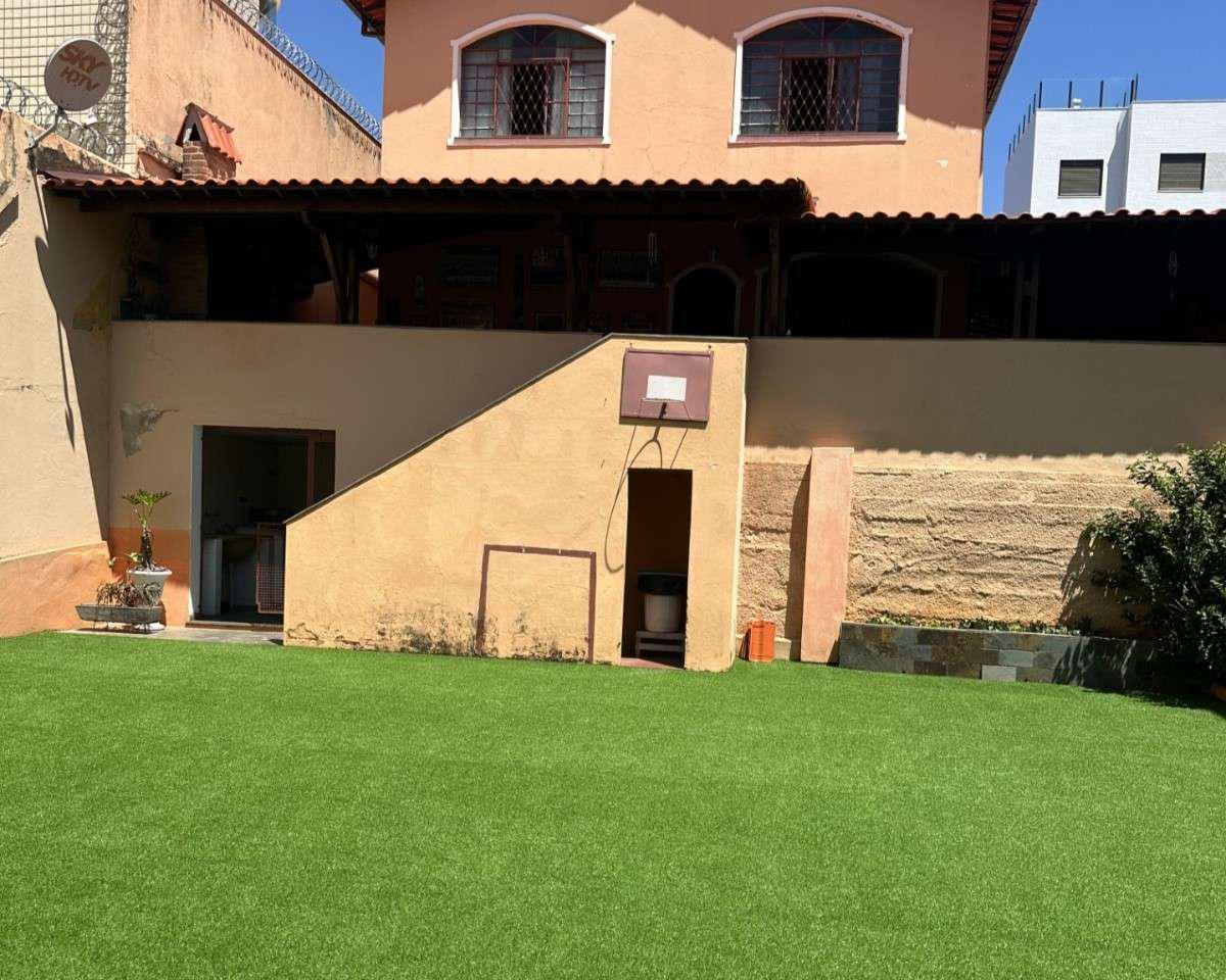 Casa, Cidade Nova, 4 Quartos, 3 Vagas, 1 Suíte