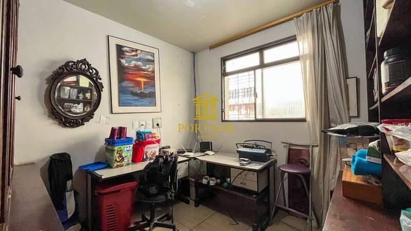 Casa, Serra, 7 Quartos, 8 Vagas, 2 Suítes