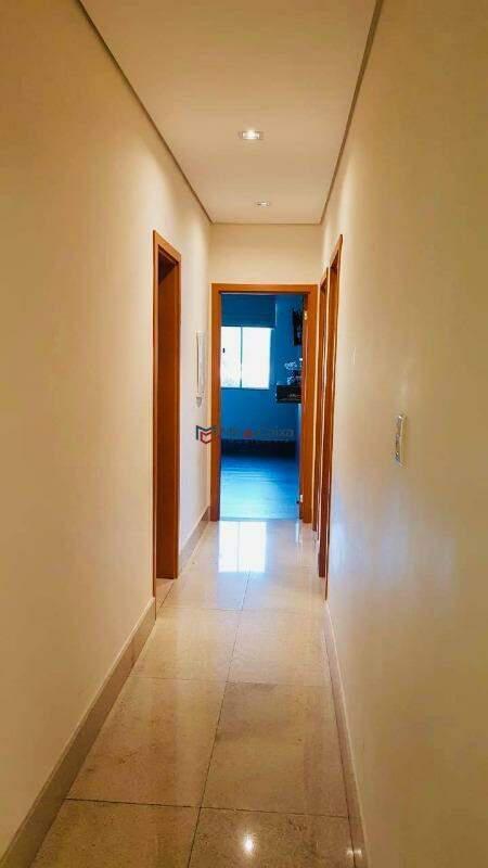 Apartamento, Funcionários, 4 Quartos, 4 Vagas, 2 Suítes