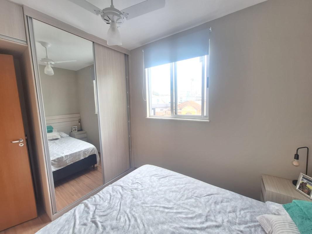 Apartamento, Sagrada Família, 2 Quartos, 1 Vaga