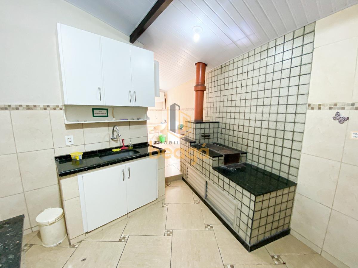Casa, São Gotardo, 5 Quartos, 6 Vagas, 1 Suíte
