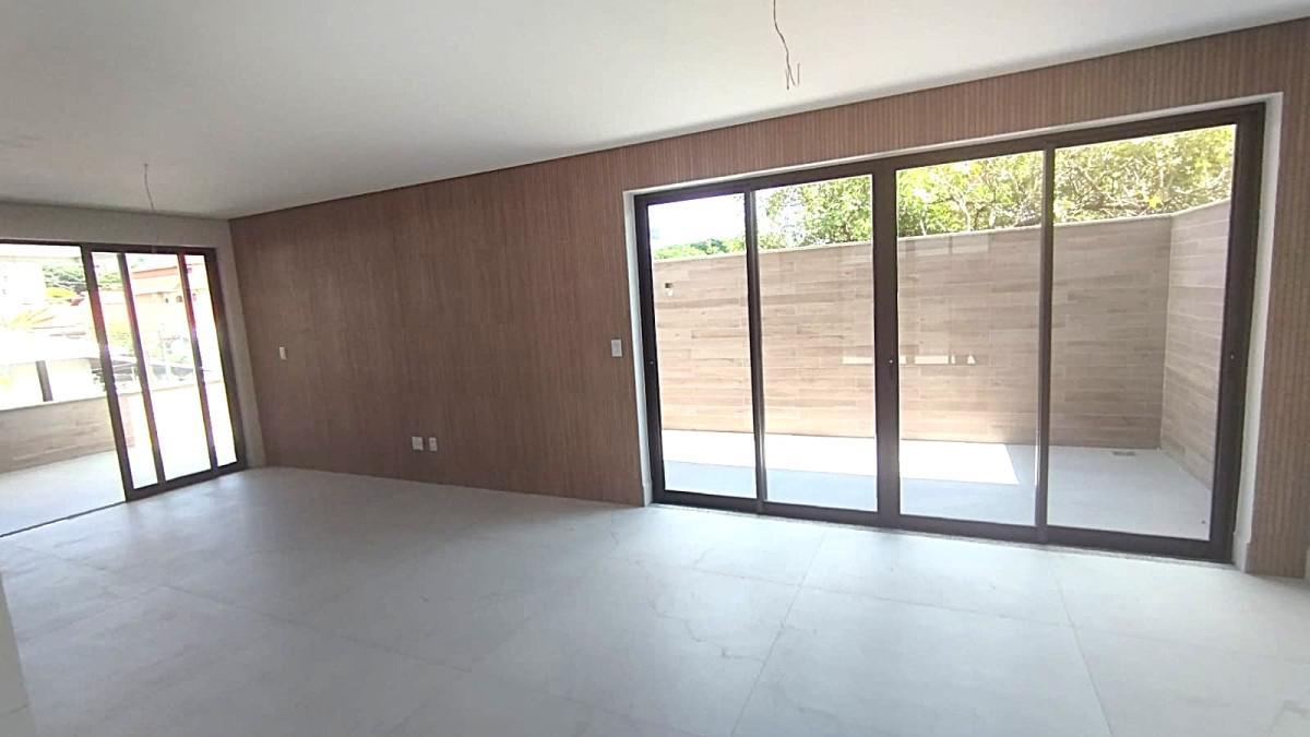Apartamento, Jaraguá, 4 Quartos, 3 Vagas, 2 Suítes