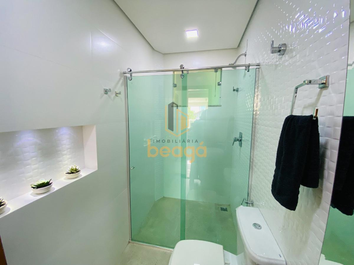 Casa, Novo Glória, 4 Quartos, 5 Vagas, 1 Suíte