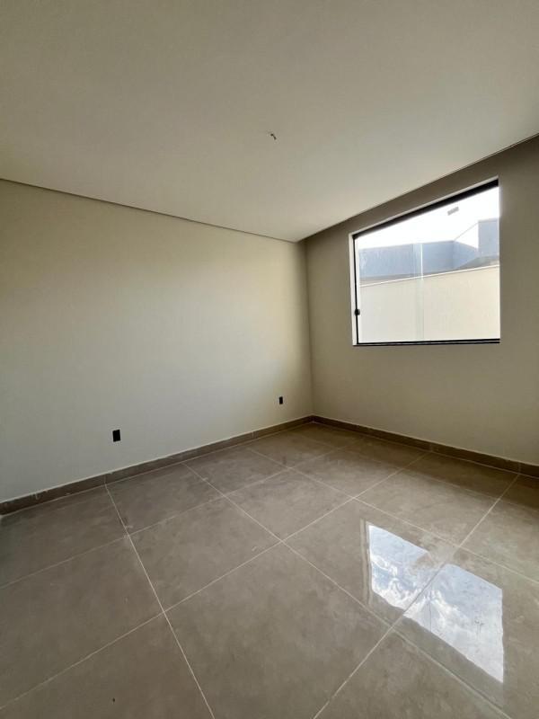 Casa, Masterville, 2 Quartos, 2 Vagas