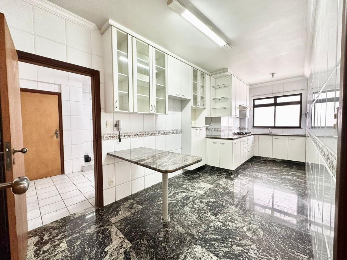 Apartamento, Horto, 4 Quartos, 3 Vagas, 2 Suítes