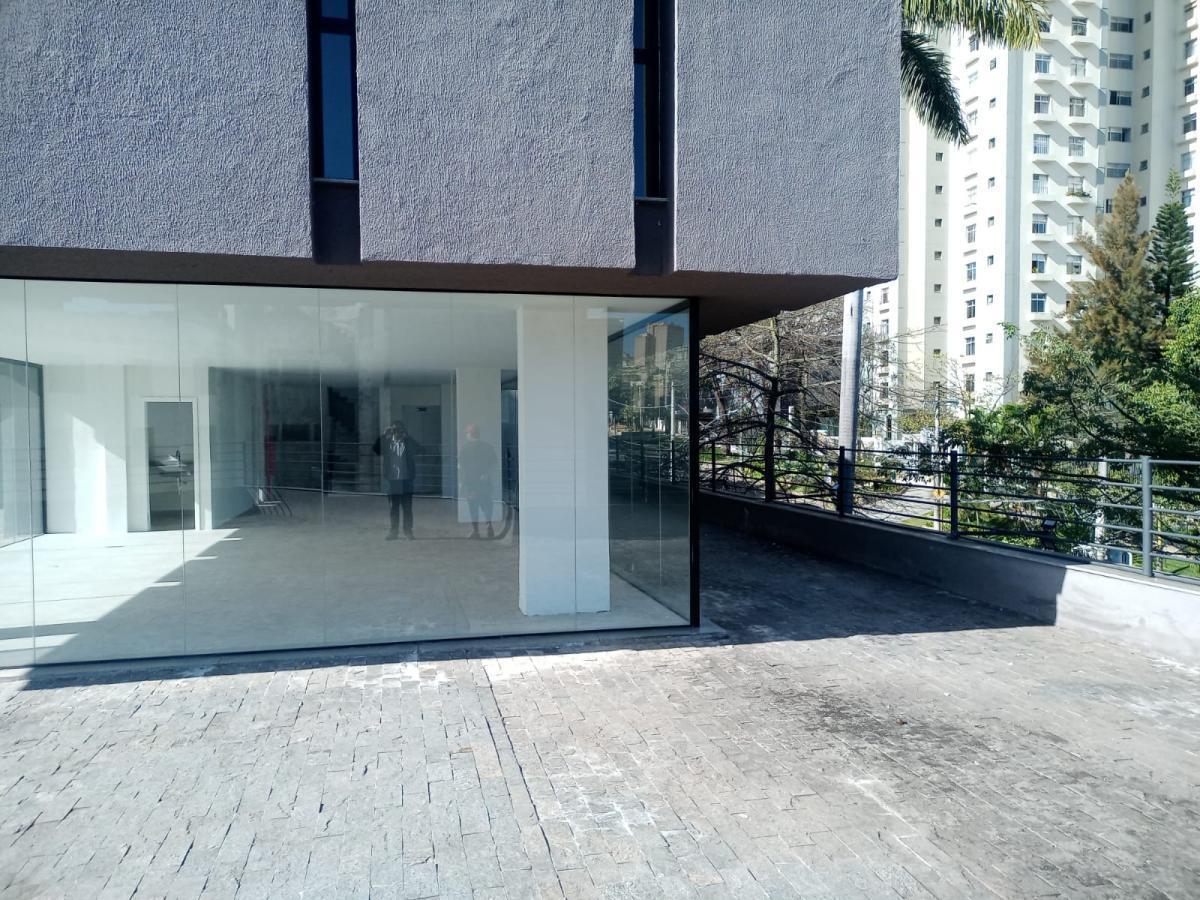 Prédio, Floresta, 0 Quarto, 25 Vagas