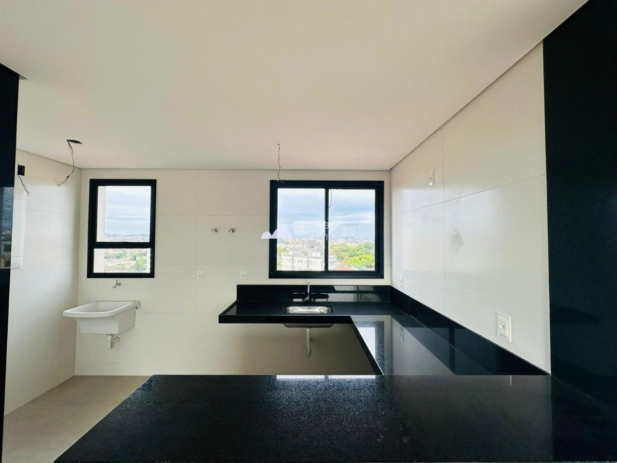 Apartamento, Planalto, 4 Quartos, 2 Vagas, 2 Suítes