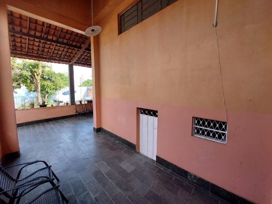 Casa, Serrano, 3 Quartos, 2 Vagas, 1 Suíte