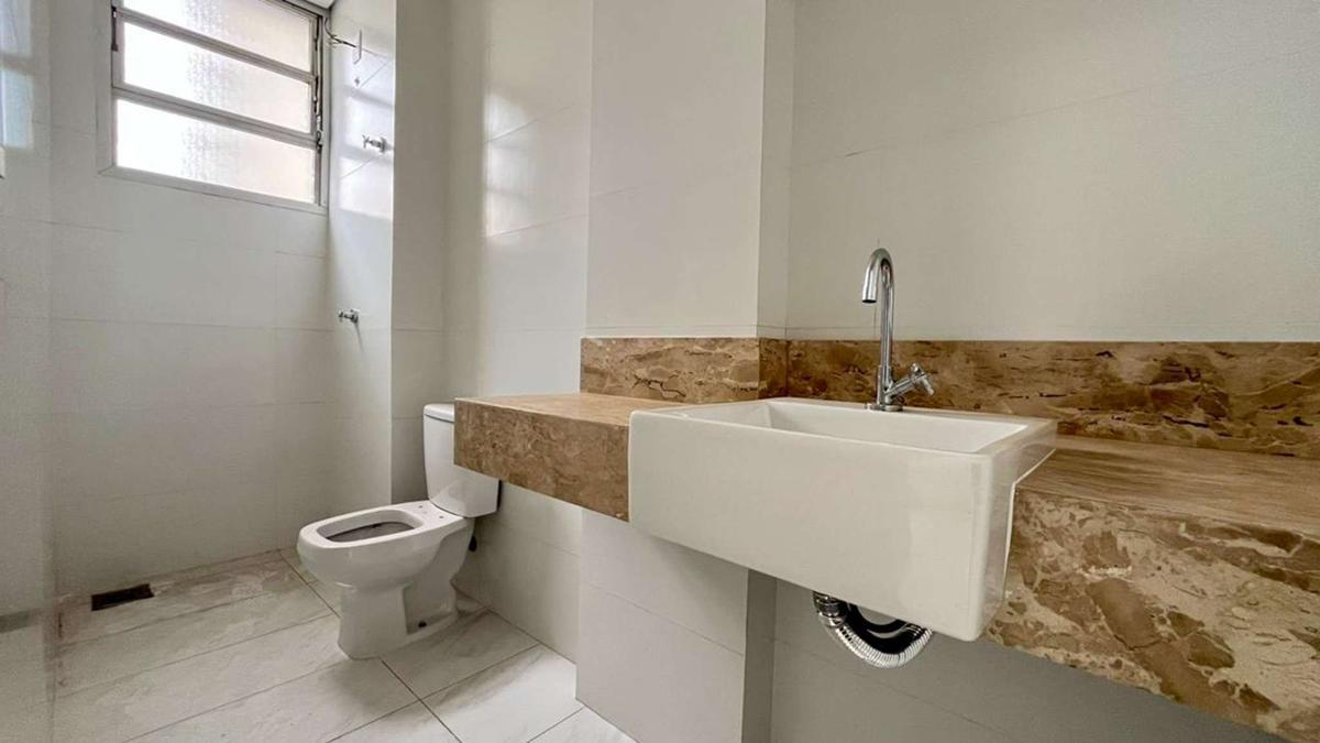 Apartamento, Centro, 2 Quartos, 0 Vaga, 1 Suíte