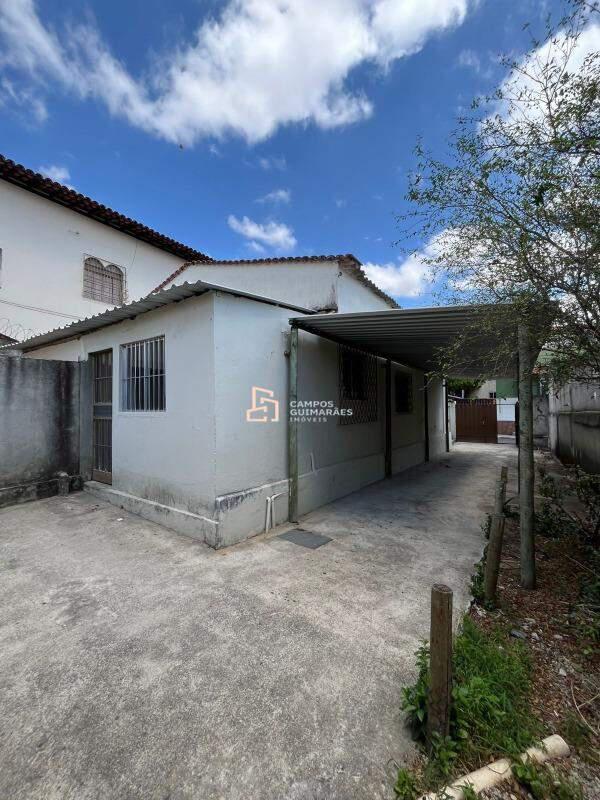 Casa, Parque Turistas, 3 Quartos, 4 Vagas, 1 Suíte