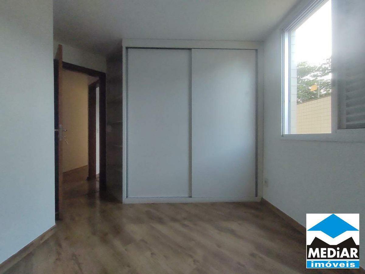 Apartamento, São José, 4 Quartos, 2 Vagas, 2 Suítes