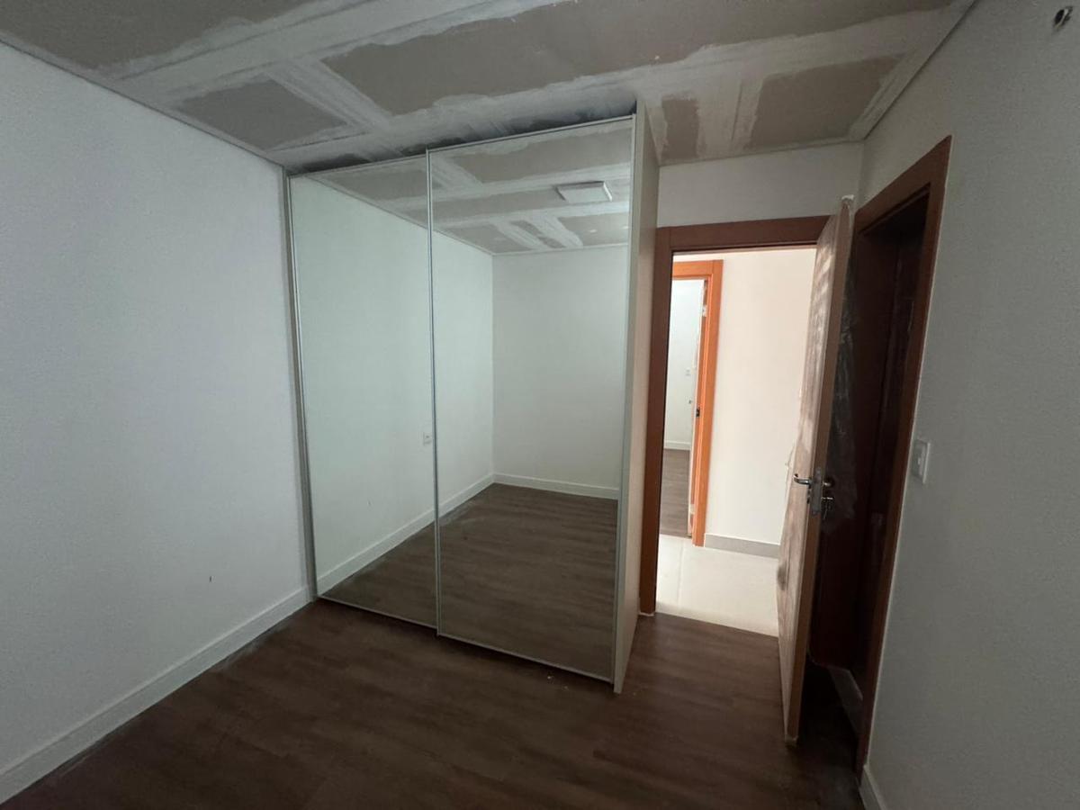 Apartamento, Colégio Batista, 4 Quartos, 2 Vagas, 2 Suítes