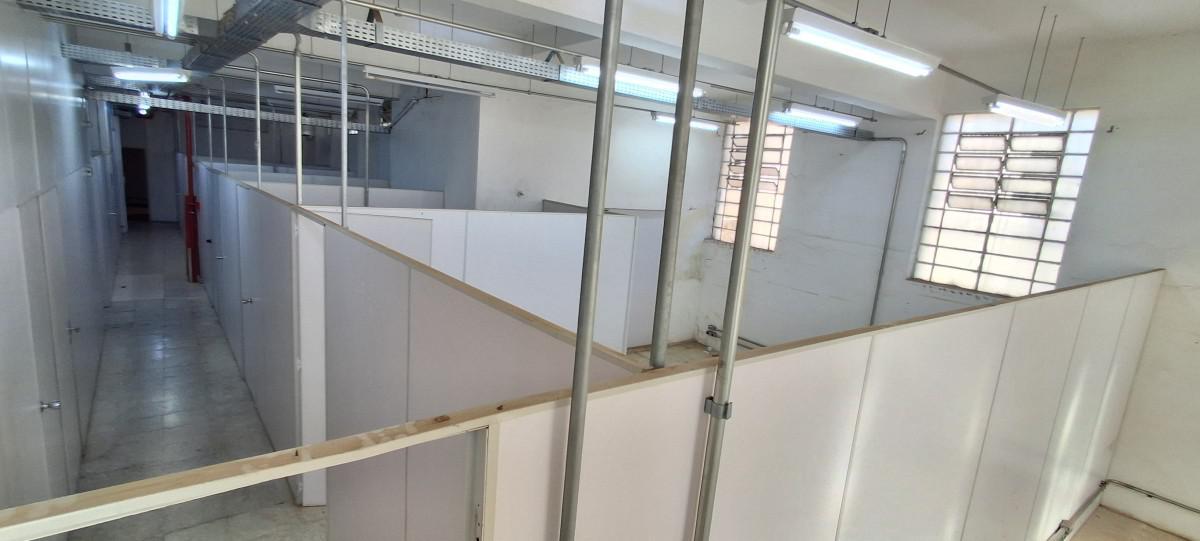 Galpão, Floresta, 0 Quarto, 6 Vagas