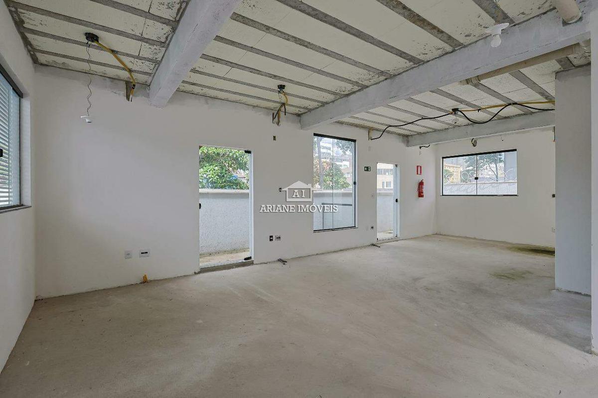 Casa Comercial, Prado, 0 Quarto, 0 Vaga