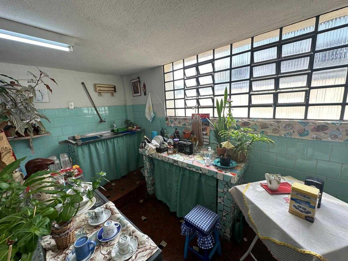 Andar, Centro, 0 Quarto, 0 Vaga