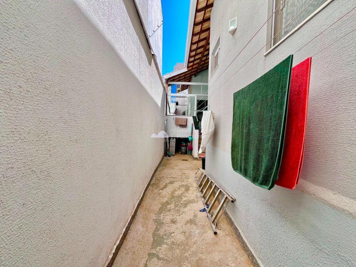 Casa, Santa Mônica, 3 Quartos, 2 Vagas, 1 Suíte