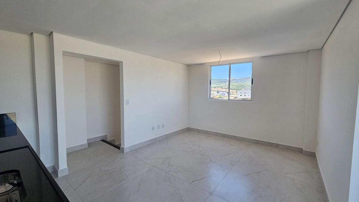 Cobertura, Miramar (barreiro), 3 Quartos, 2 Vagas, 1 Suíte