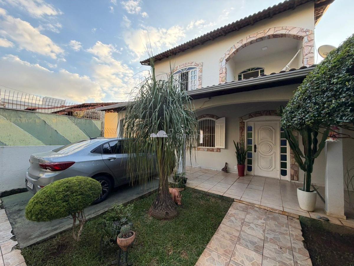 Casa, Santa Amélia, 5 Quartos, 4 Vagas, 1 Suíte