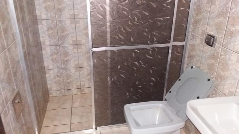 Casa, Centro, 4 Quartos, 0 Vaga, 1 Suíte