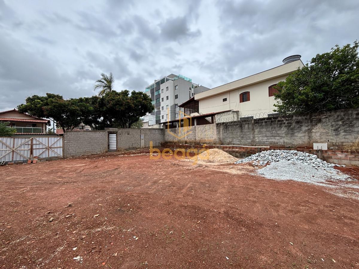 Lote, Serrano, 0 Quarto, 0 Vaga