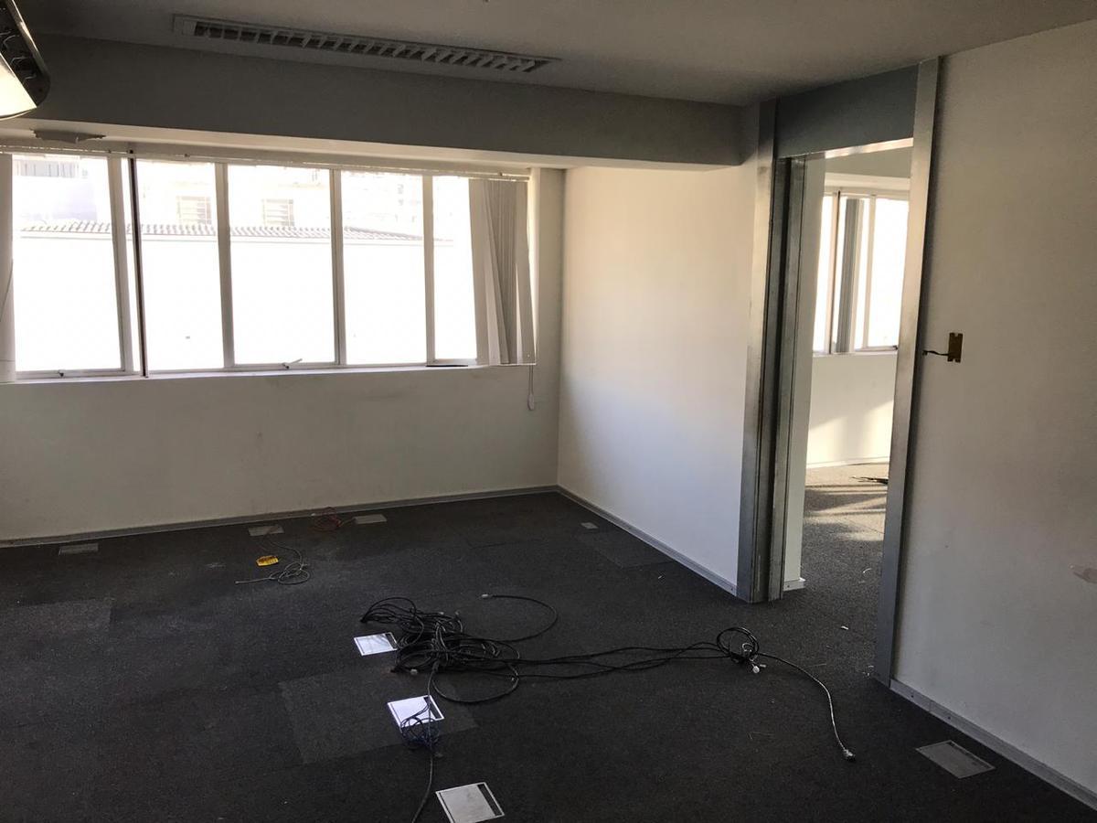 Andar, Centro, 0 Quarto, 0 Vaga