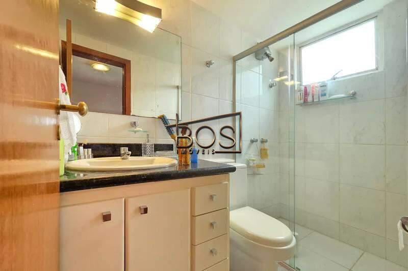 Apartamento, Luxemburgo, 4 Quartos, 3 Vagas, 1 Suíte