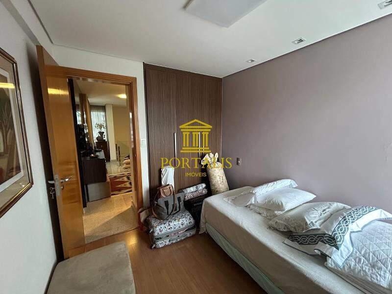 Cobertura, Serra, 4 Quartos, 3 Vagas, 2 Suítes