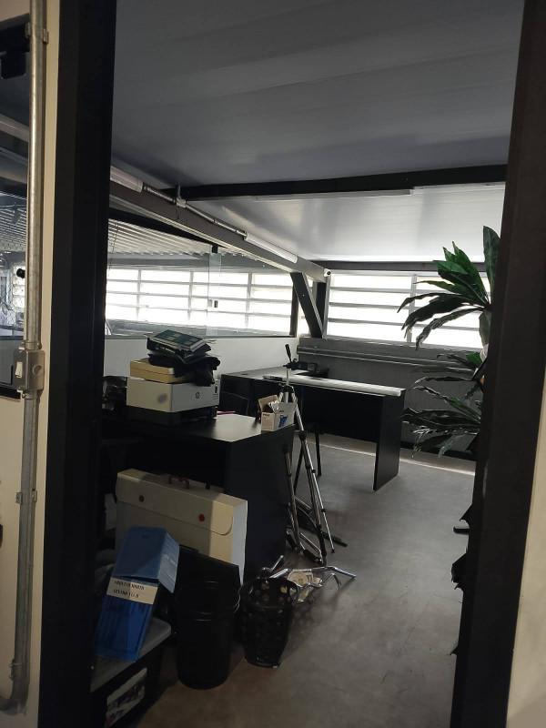 Sala, Cidade Nova, 0 Quarto, 10 Vagas