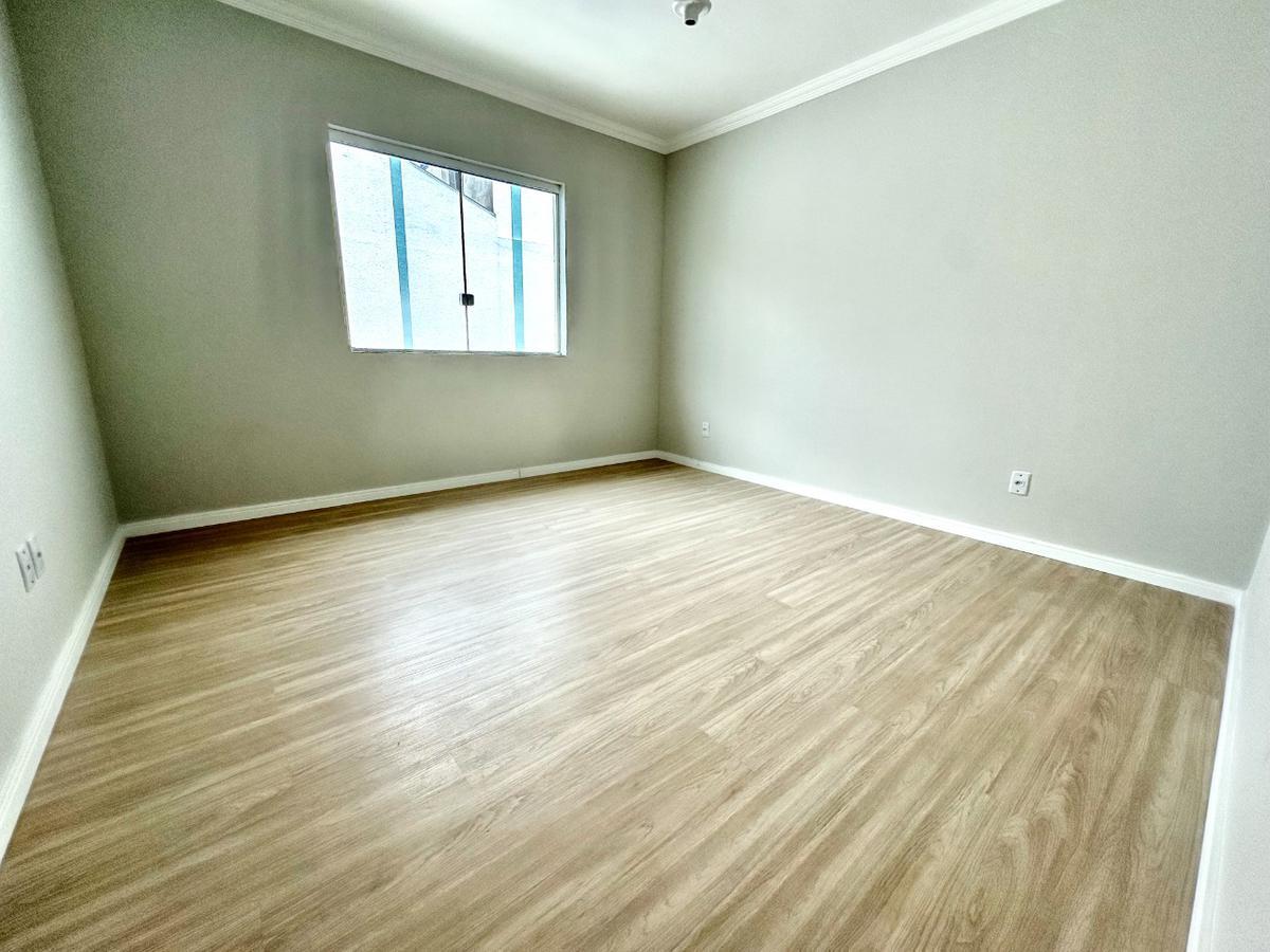 Casa, Planalto, 3 Quartos, 2 Vagas, 1 Suíte