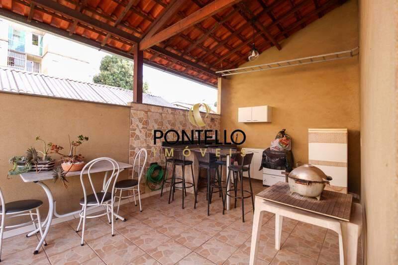 Casa, Carlos Prates, 3 Quartos, 2 Vagas, 1 Suíte