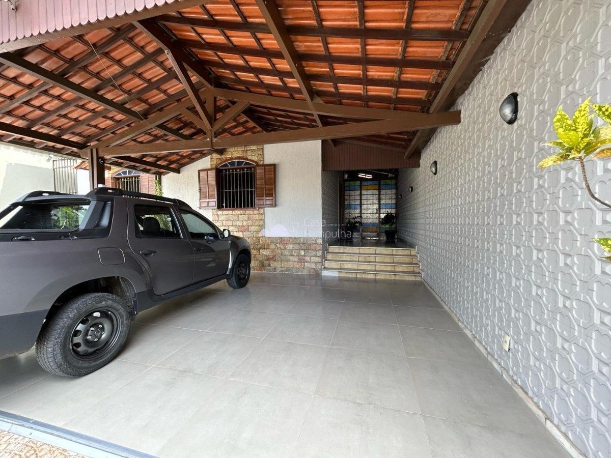 Casa, Itapoã, 3 Quartos, 4 Vagas, 1 Suíte